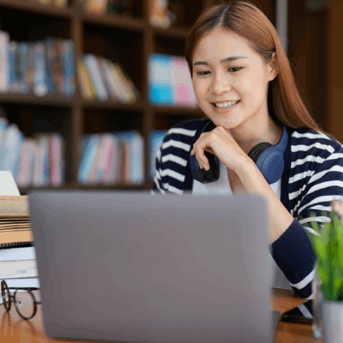 A student formats a research paper for submission, using Translation Services in Richmond for academic terms.